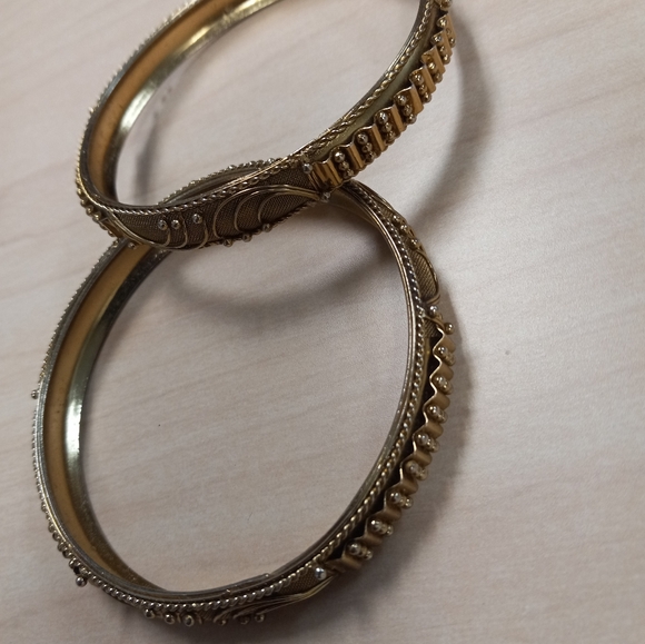 Two Vintage Gold Tone Mesh & Wired Classic-Look Bangles Wavy Patterned Sphere - Picture 10 of 12
